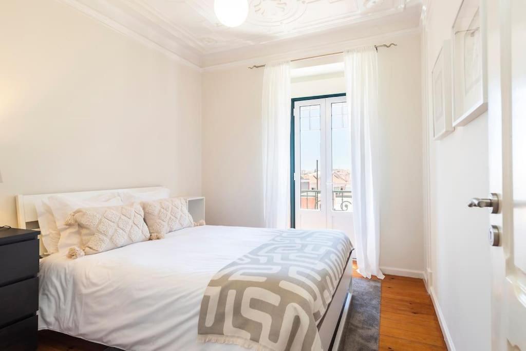 Spacious Apartment Near Saldanha Lisabona Exterior foto