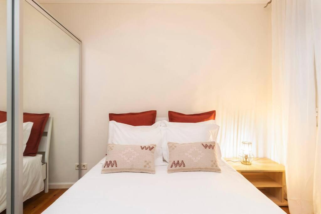 Spacious Apartment Near Saldanha Lisabona Exterior foto